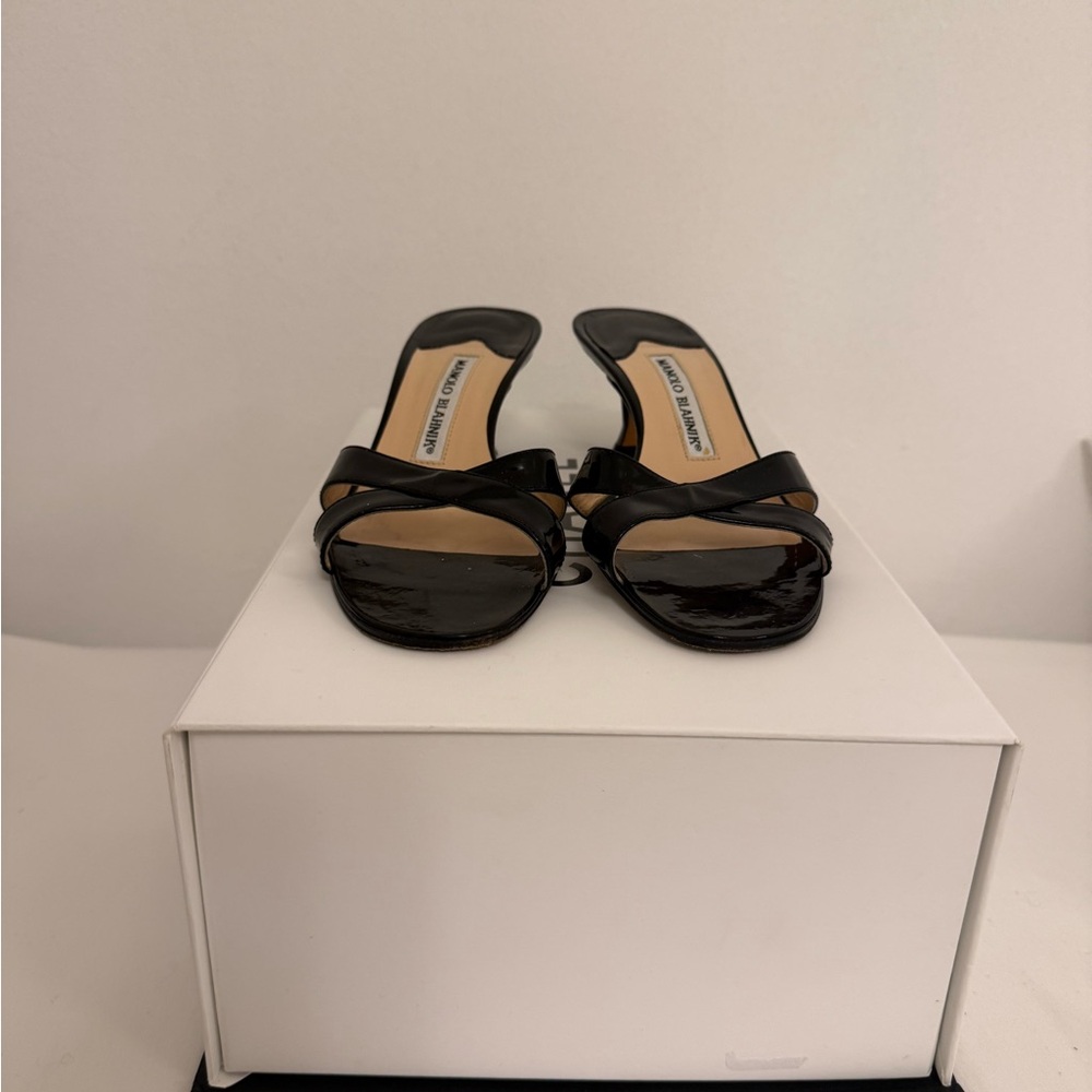 Manolo Blahnik Black Patent Leather Sandals - Picture 2 of 6